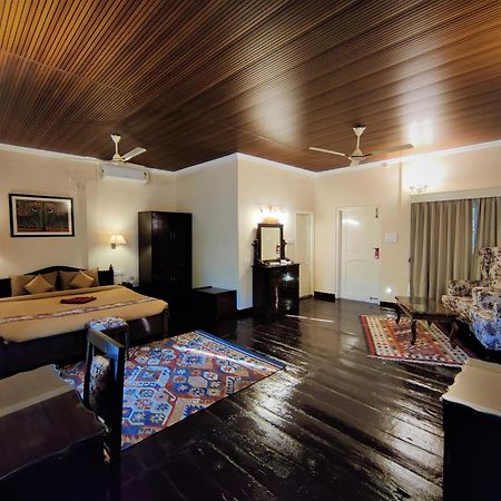 Bougainvillea Retreat & Spa Kaharpara 外观 照片