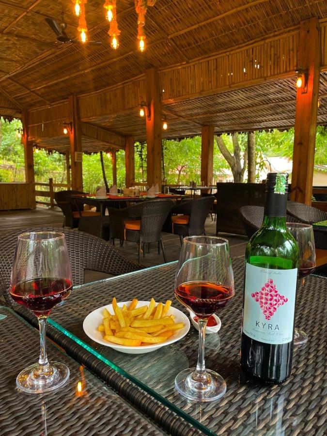 Bougainvillea Retreat & Spa Kaharpara 外观 照片