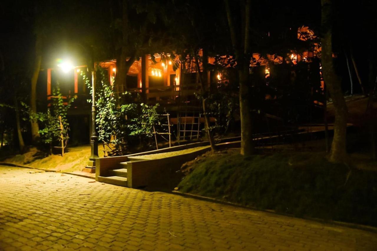 Bougainvillea Retreat & Spa Kaharpara 外观 照片