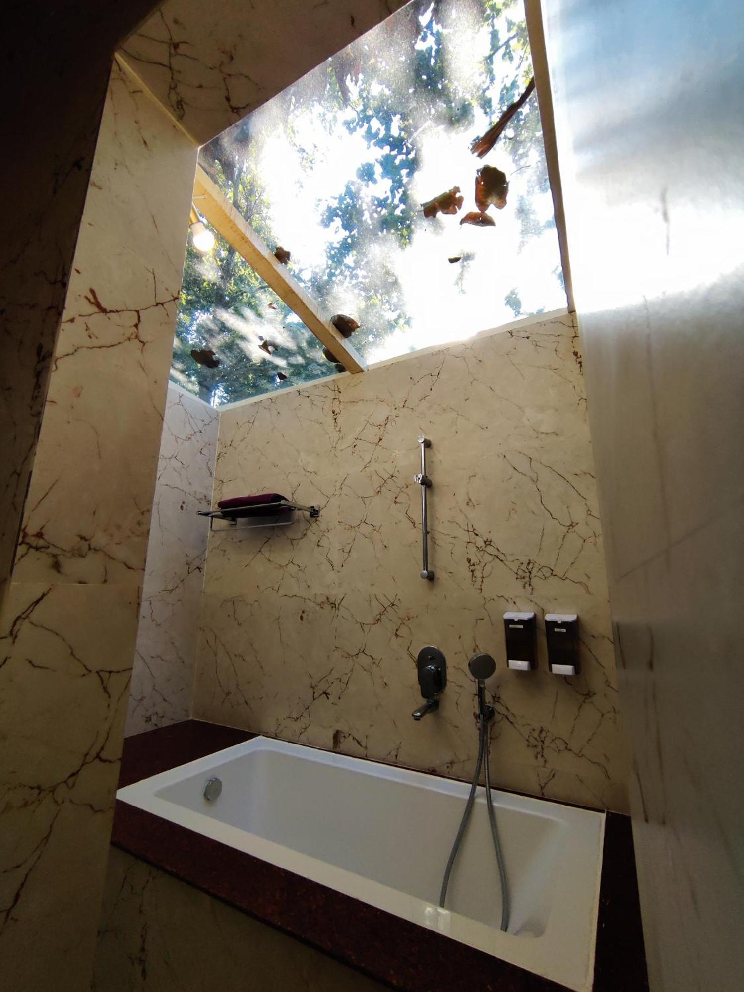 Bougainvillea Retreat & Spa Kaharpara 外观 照片